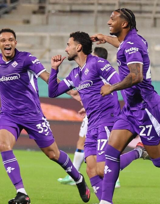 Fiorentina, rimonta e sorpasso ma l'Atalanta riacciuffa il pareggio: 2-2
