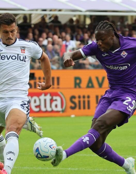 Njie protagonista, gol e abbracci per lui alla Fiorentina
