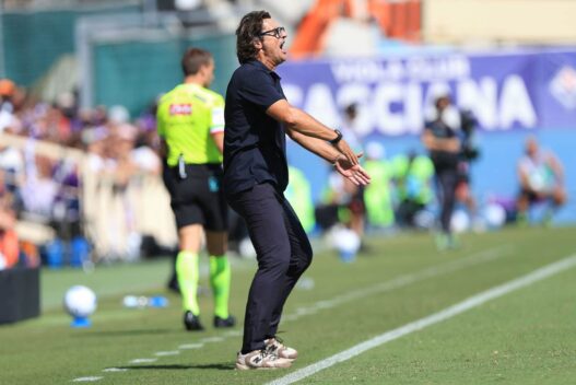 Fiorentina, Vanoli punta all'Europa: ripartenza da Genova