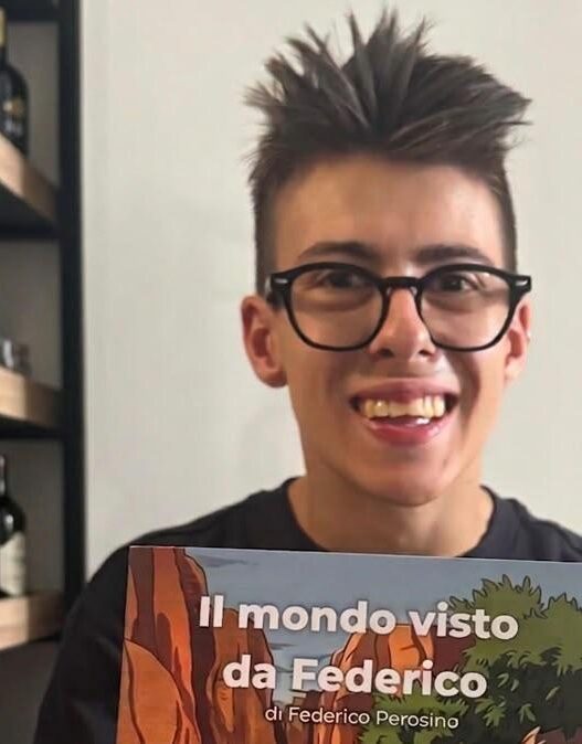 Federico: cuore viola e sfide di un giovane di 22 anni