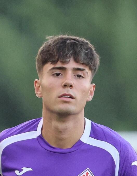 Dubbio terzino sinistro: Viery o Valdepeñas per la gara col Genoa?