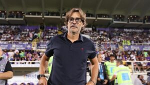 Fiorentina, Vanoli pensa a un centrocampo a tre contro l'Inter