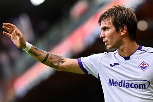 Fiorentina: intervento alla mano per Mastantuono, torna subito in gruppo