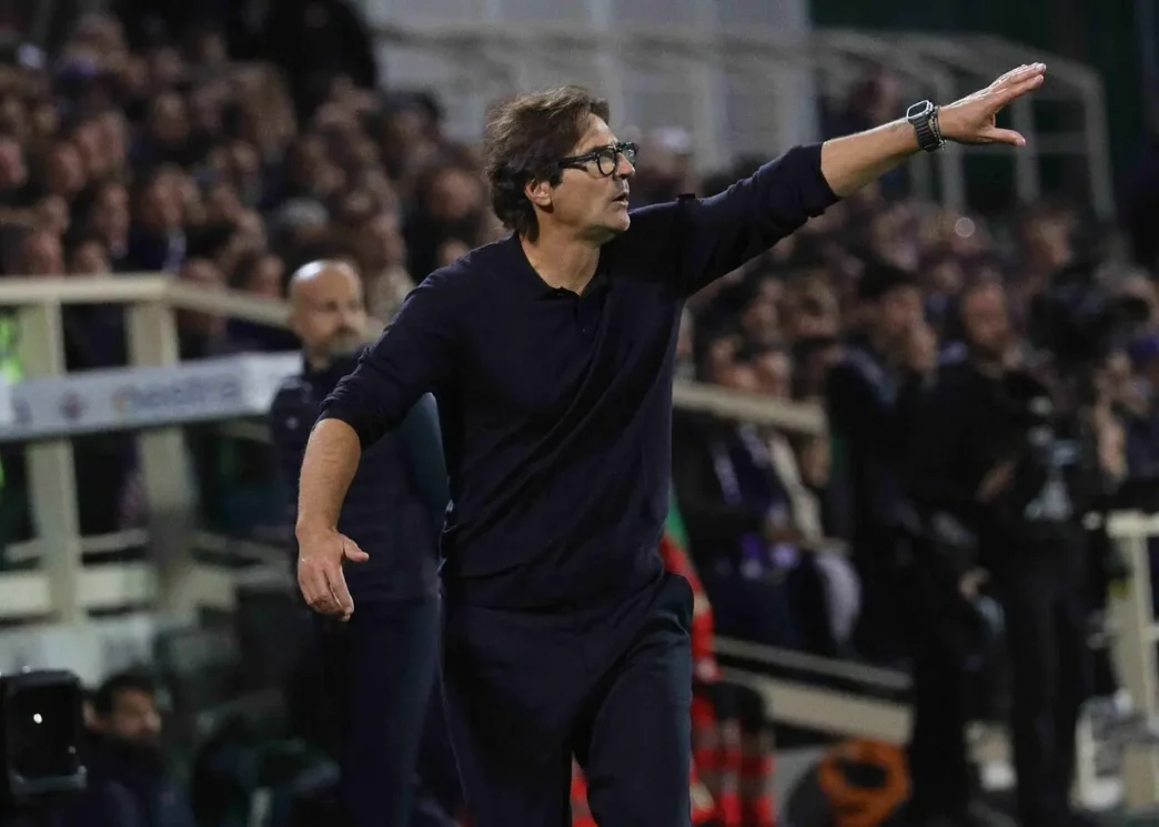Fiorentina, Pastore critica: "Mancano basi solide e un allenatore"