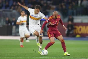 Fiorentina, idea per la difesa: Tiago Gabriel del Lecce nel mirino