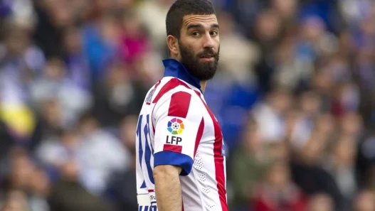 Arda Turan: "Ho preso l'eredità di Terim alla Fiorentina"