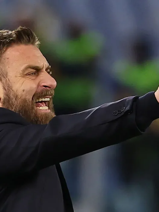 Genoa, emergenza attacco contro la Fiorentina: De Rossi ha pochi uomini