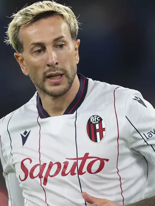 Bernardeschi su rigore: il Bologna batte il Monza 2-1