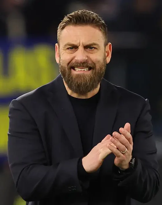 De Rossi: "Fiorentina sfida complicata, ma ne usciremo. Colombo? Pensavo peggio"