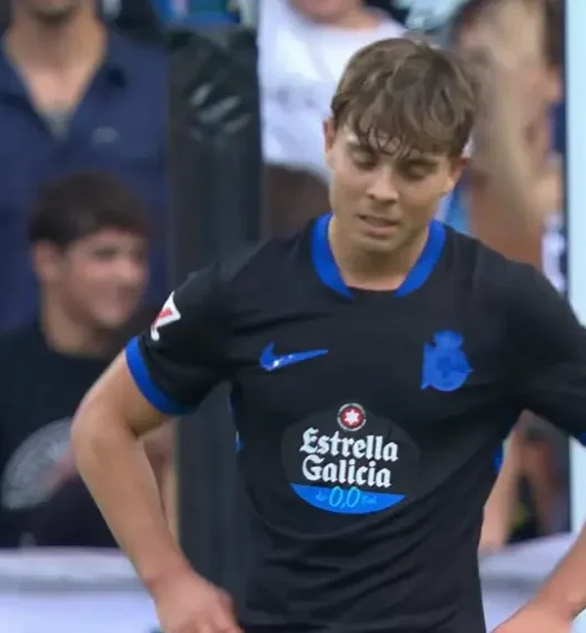 Espulsione per Amatucci nel finale: Deportivo A Coruna sconfitto 3-2