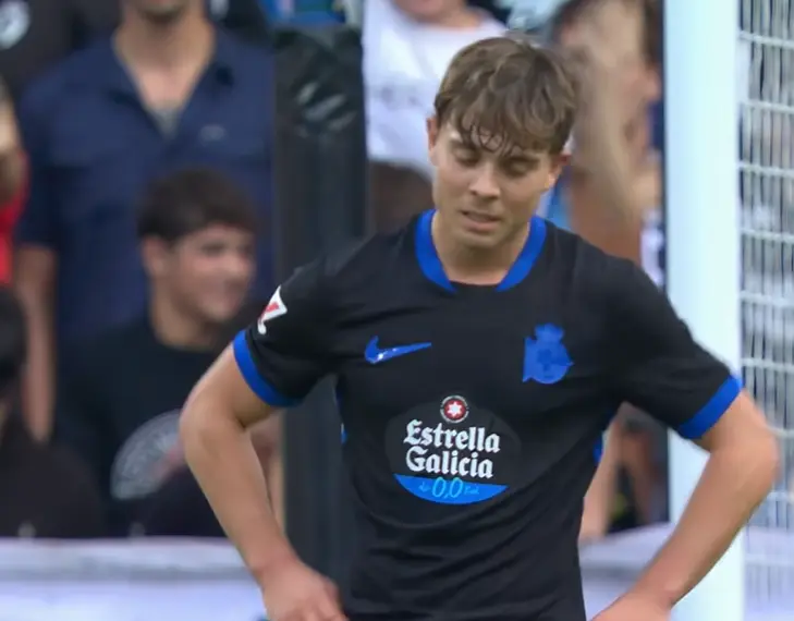 Espulsione per Amatucci nel finale: Deportivo A Coruna sconfitto 3-2