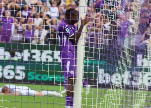 Fiorentina, Njie spreca tre volte: sconfitta contro il Como